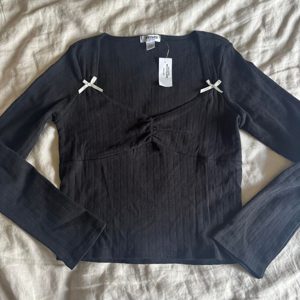 NWT Tillys RSQ Y2k Black Ribbed Bell Sleeve V Neck Top Bows Size XL